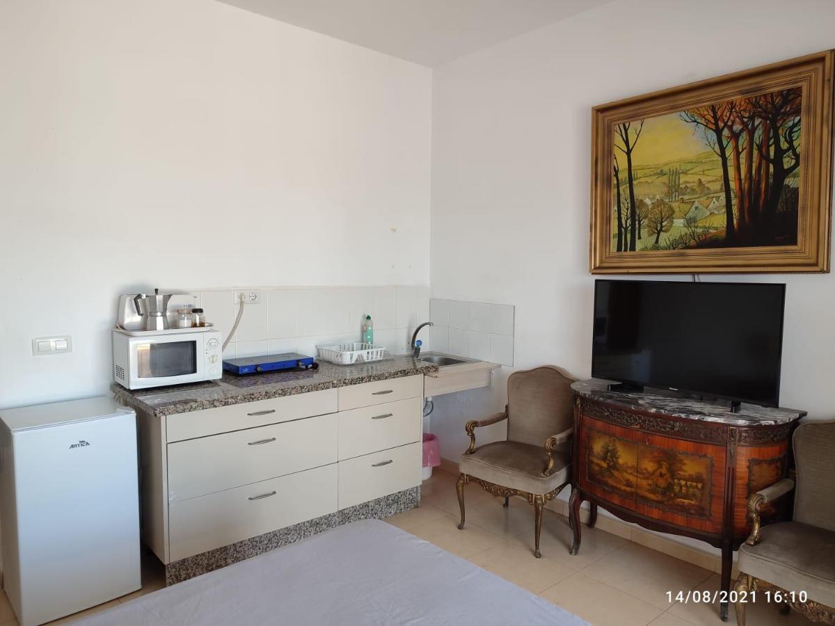 Bluemar Guest House Almeria Room photo